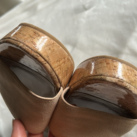 STUART WEITZMAN Summer Wedge Women’s size 10 Tan Suede Platform Slide Sandals - Picture 10 of 16